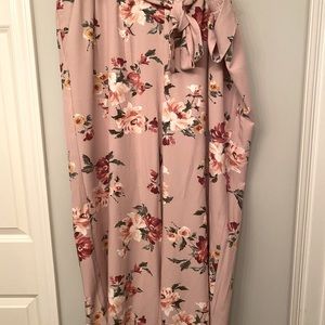 NWT Pink tie waist dress pants from Torrid